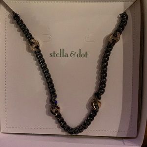 Stella & Dot Hematite Lincoln chain necklace